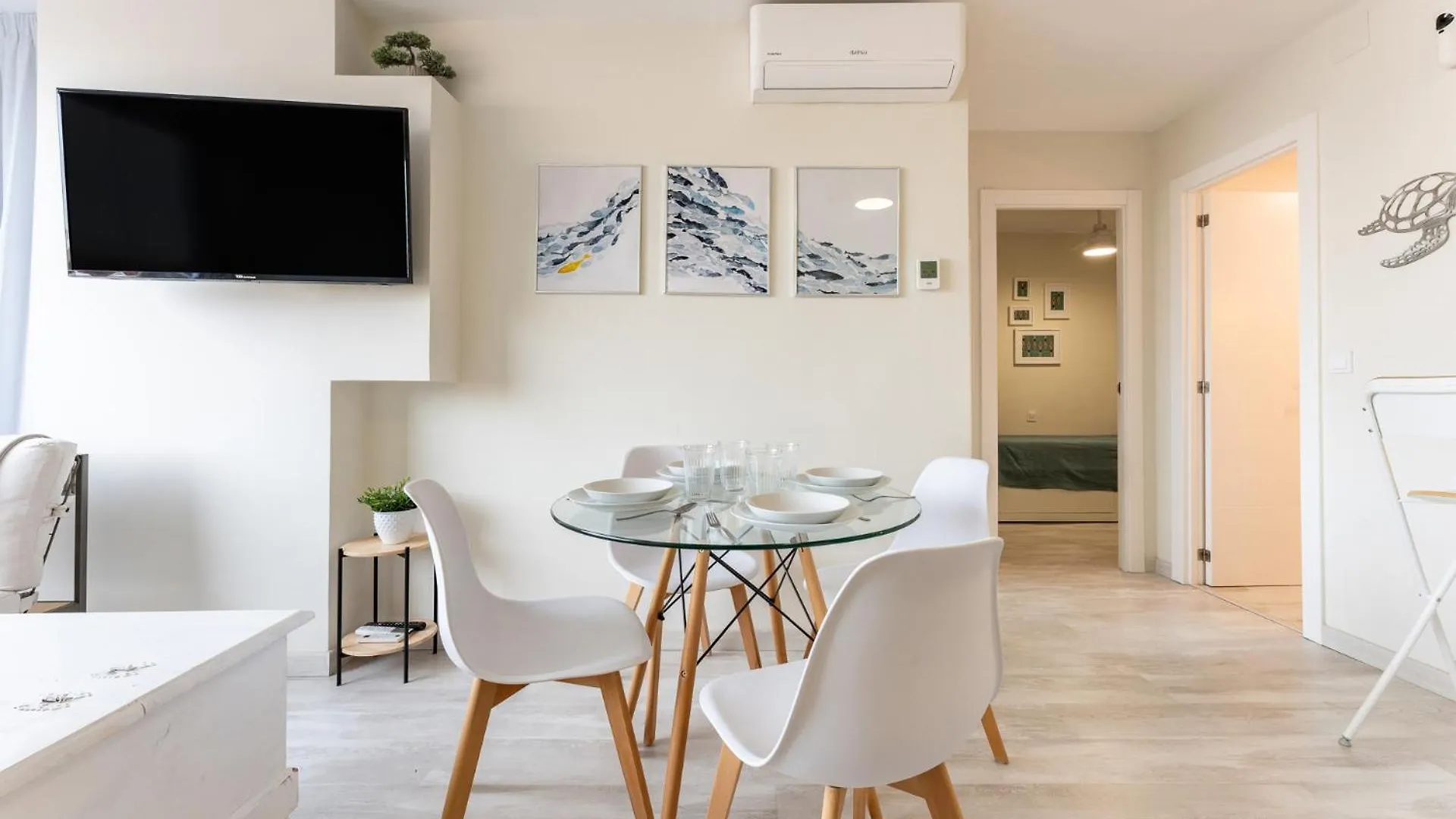 Bhost - Las Gaviotas Fuengirola