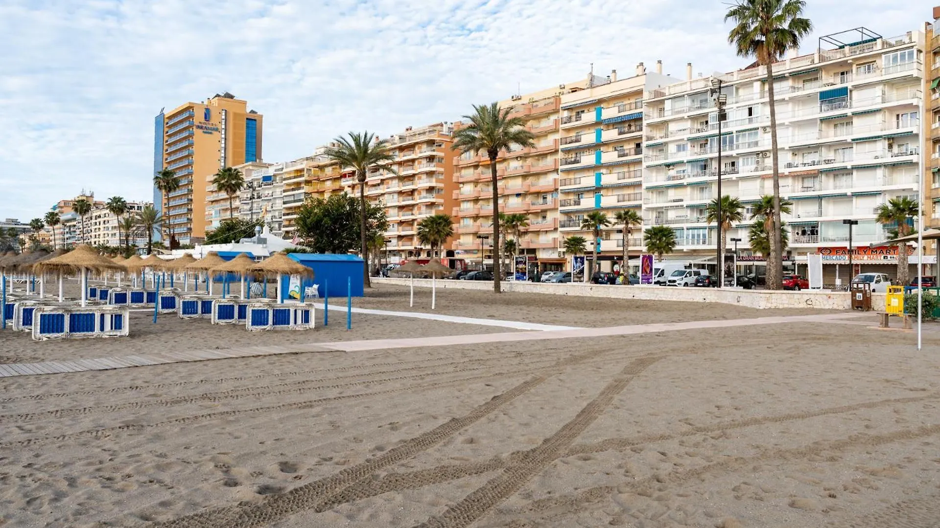 Bhost - Las Gaviotas Fuengirola 0*,  Spain